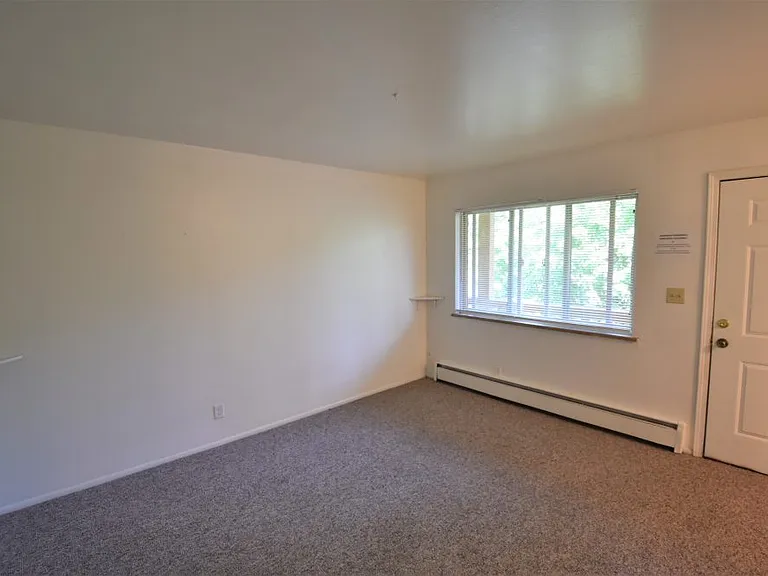 3150 Madison Ave #7 — Photo 3