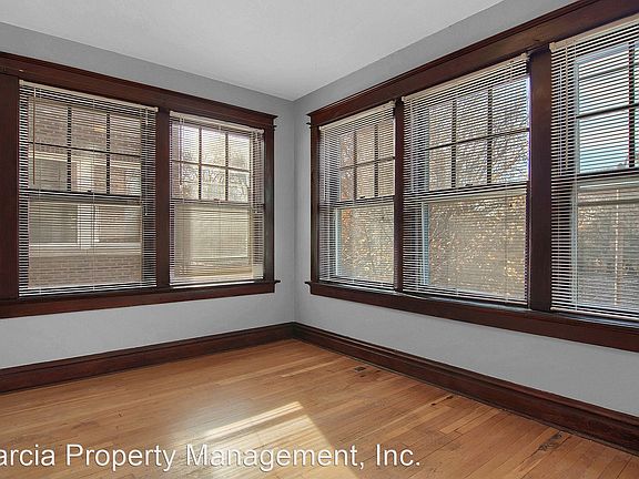 3rd image of 2160 Tower Grove Ave APT 2S