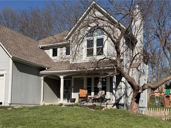 9715 N Holmes St, Kansas City, MO 64155