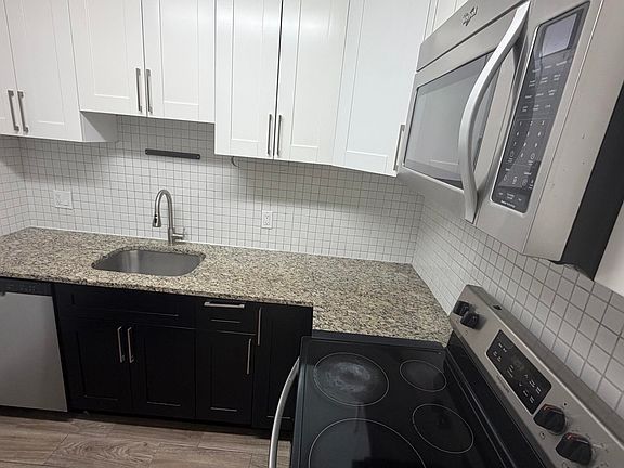 5th image of 4061 NW 9th Ave APT 204