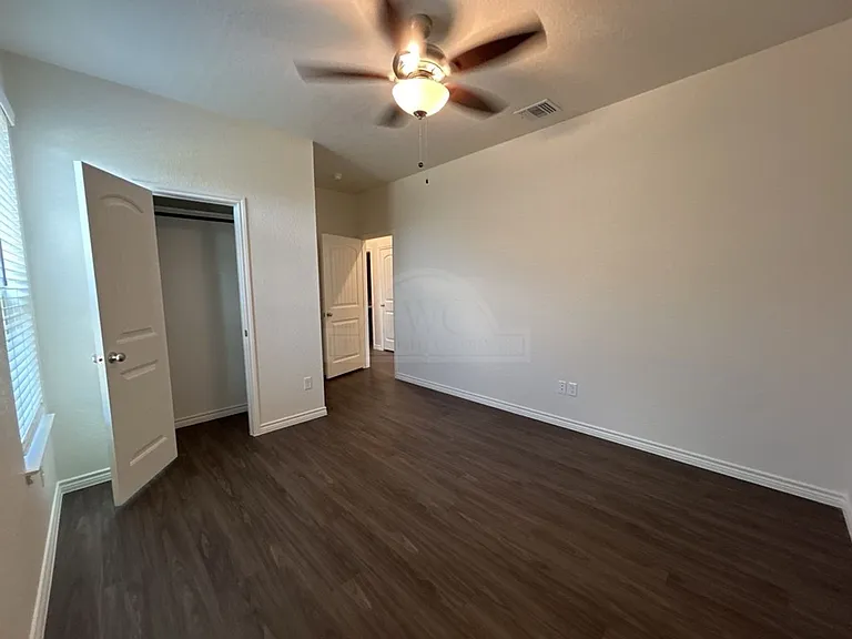 5110 Rose Garden Loop — Photo 18