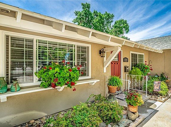 5th image of 1222 W Avenue J8