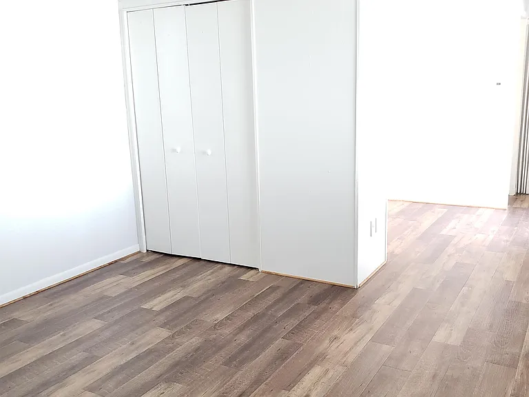 1010 Washington St — Photo 7