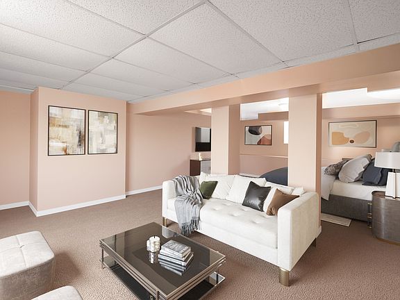 Lower level sitting area/Bedroom