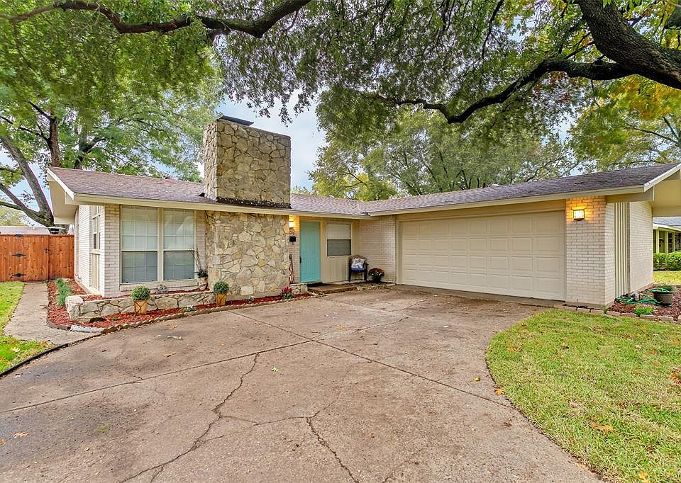 1st image of 909 Warfield Way