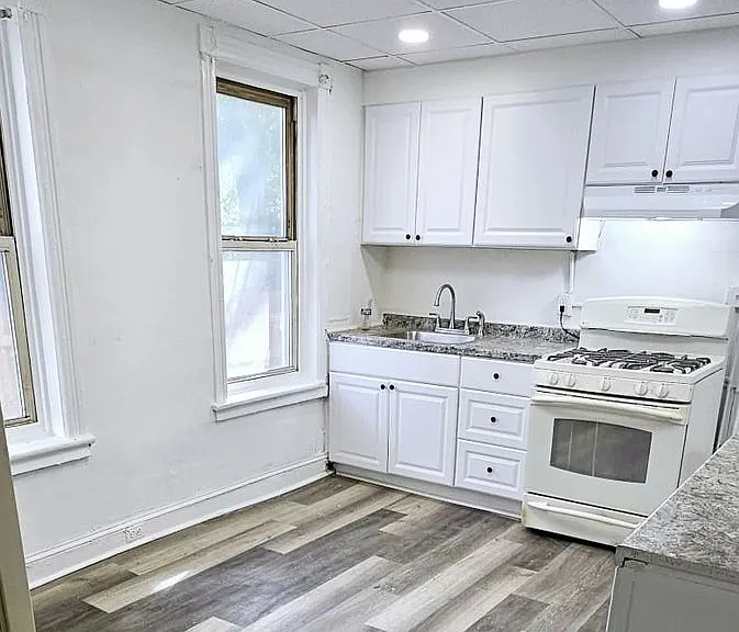 531 Stuyvesant Ave — Photo 3