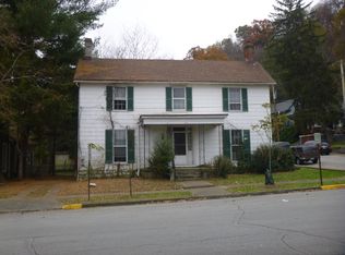 427 W 4th St, Frankfort, KY 40601