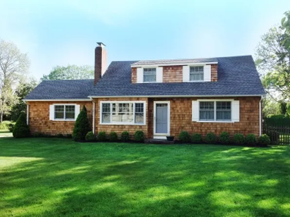 https://photos.zillowstatic.com/fp/cea38abc16840ab4f6e8ab4a359086ad-p_e.webp