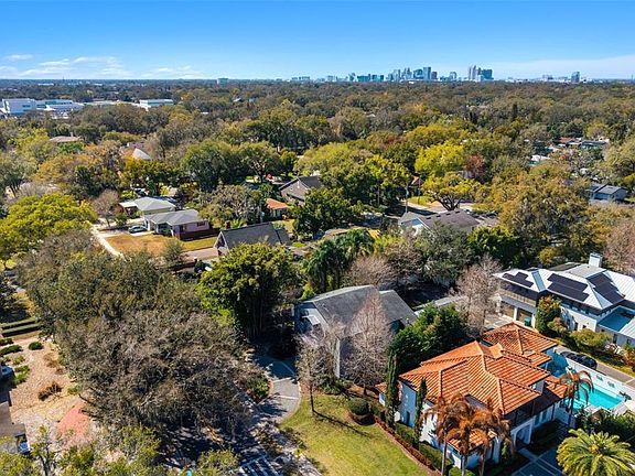 3rd image of 2501 Winter Park Rd