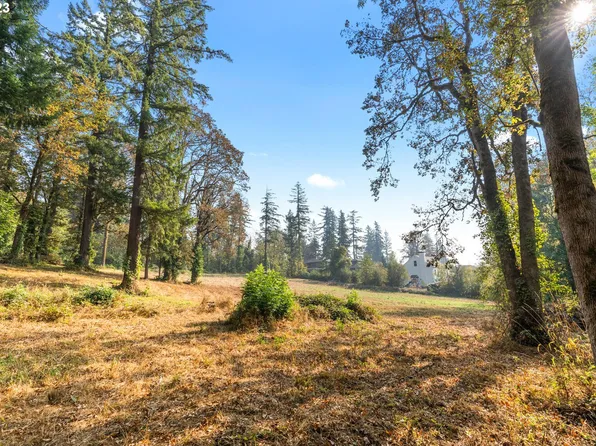 13560 Goodall Rd #9, Lake Oswego, OR 97034
