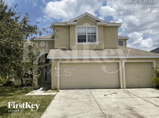 1836 Mira Lago Cir, Ruskin, FL 33570