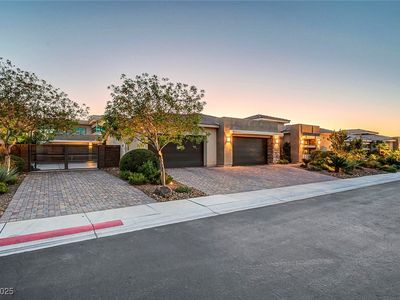 8377 Sweetwater Creek Way, Las Vegas, NV, 89113