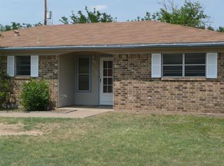 1906 Meadowbrook Dr, San Angelo, TX 76901