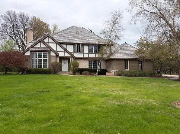 11528 N Settlement DRIVE, Mequon, WI 53092