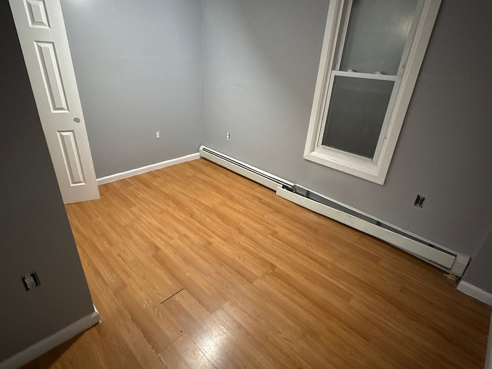 3RD BDRM..