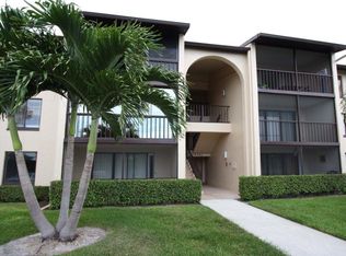 624 Sea Pine Way APT B2, Greenacres, FL 33415