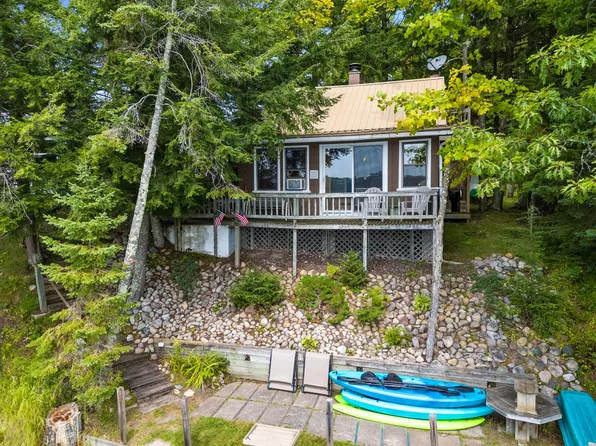 6621 N Shore Dr, Wabeno, WI 54566