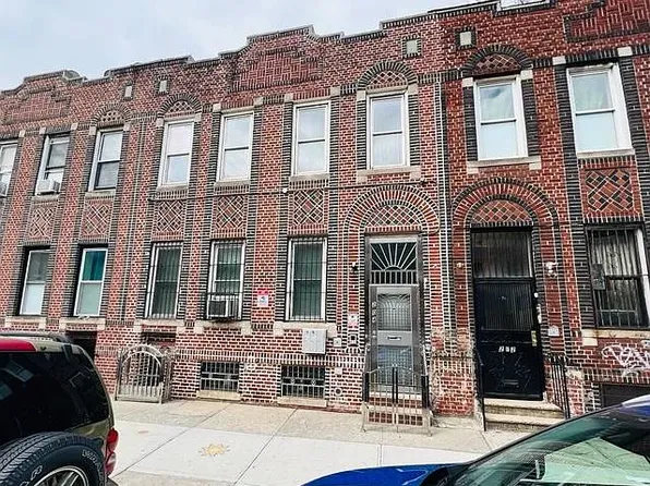 204 Tapscott St, Brooklyn, NY 11212