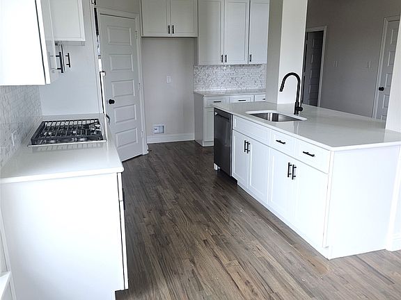 5th image of 11704 Blackfoot Ct