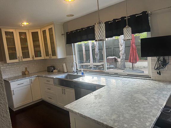 5th image of 4400 Ashwood Ct