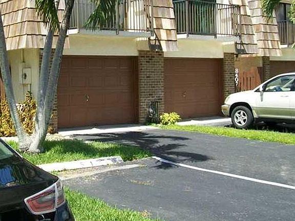 2nd image of 8413 S Coral Circle #8413