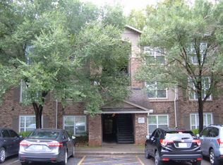 3922 Cherokee Woods Way APT 304, Knoxville, TN 37920