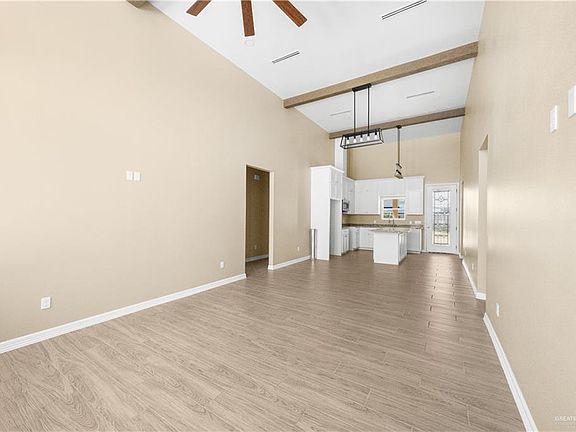 5th image of 1019 W Garfield Ave