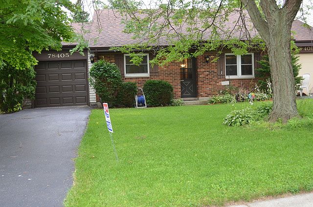 1st image of 7S405 Creek Dr