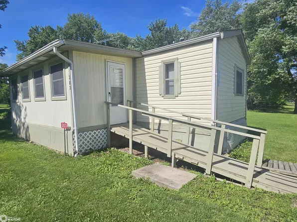 205 N King St, Hillsboro, IA 52630