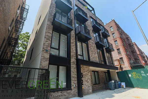 Rented by Evergreen Apartments BK | media 21