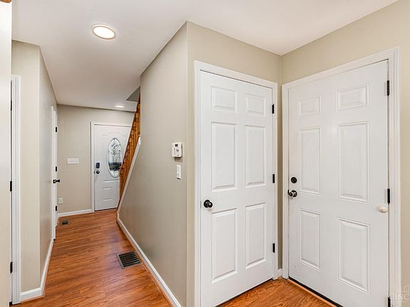 5th image of 4208 Tower Ave