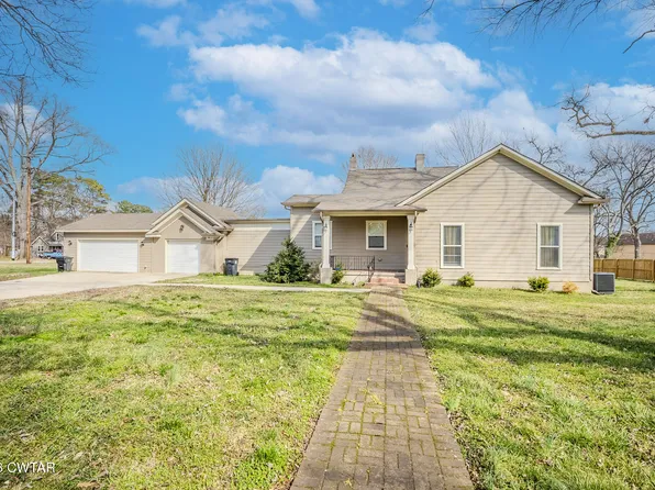 214 N Jones St, Bolivar, TN 38008