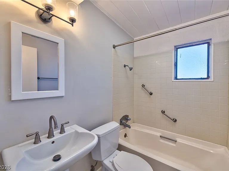 612 Stanford St — Photo 11