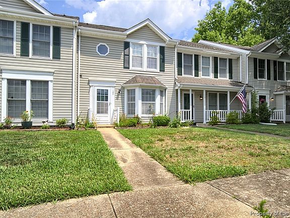 2nd image of 123 Sterling Ct