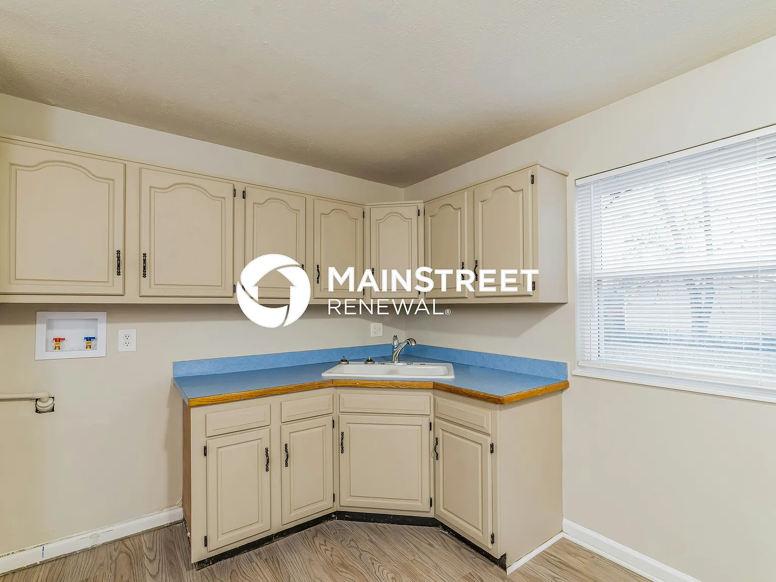 7512 Greenwood Rd — Photo 4