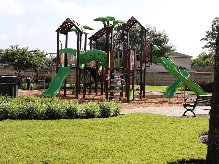 9423 Grand Spark Dr — Photo 47