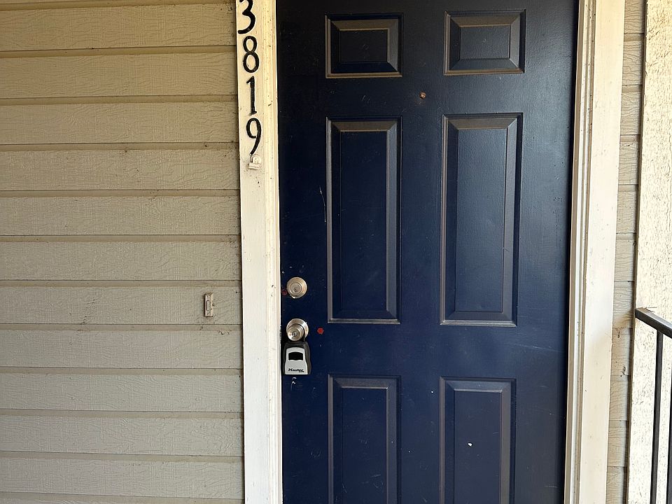 1st image of 3819 Evergreen St