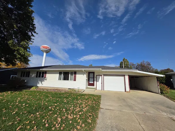 704 E Sunrise St, New Hampton, IA 50659