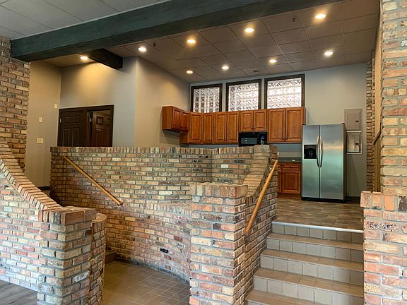2nd image of 1300 E Iron Ave #1
