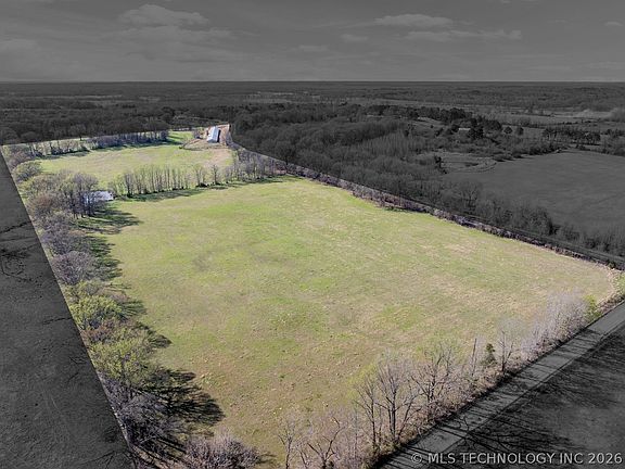 2nd image of 40 Alyssum Rd