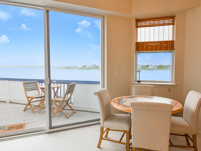 256 Dune Rd #94 — Photo 8