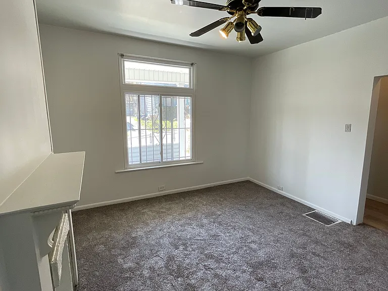1367 Montezuma St — Photo 11
