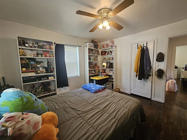 3935 Farrell Dr — Photo 10