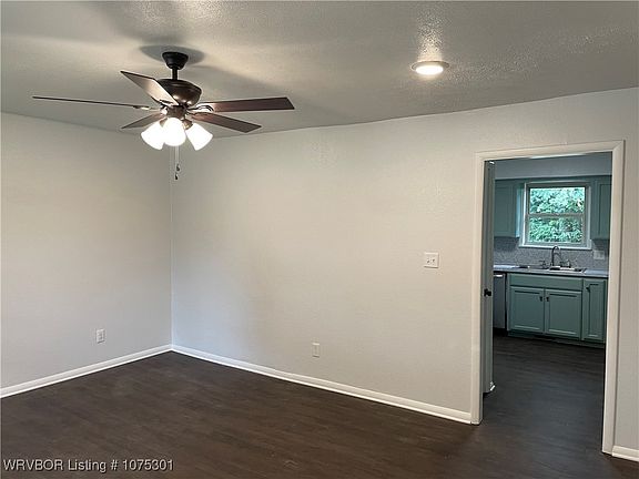 5th image of 2507 Willow St