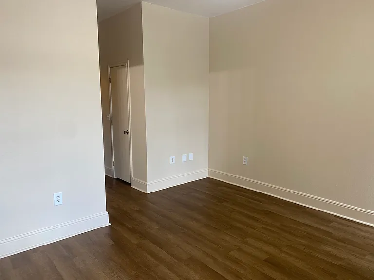 2301 Midwestern Pkwy #214 — Photo 14