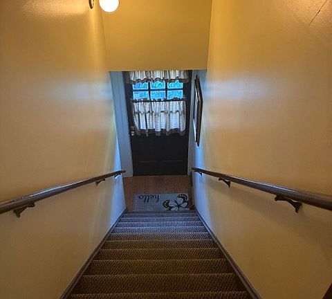 4th image of 315 E Kenilworth Ave #1R