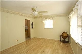 3rd image of 59 Mason Ave N