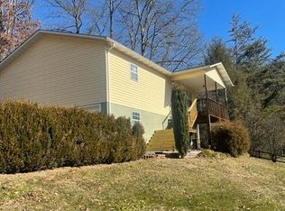 51 Crabtree Ln, Franklin, NC 28734