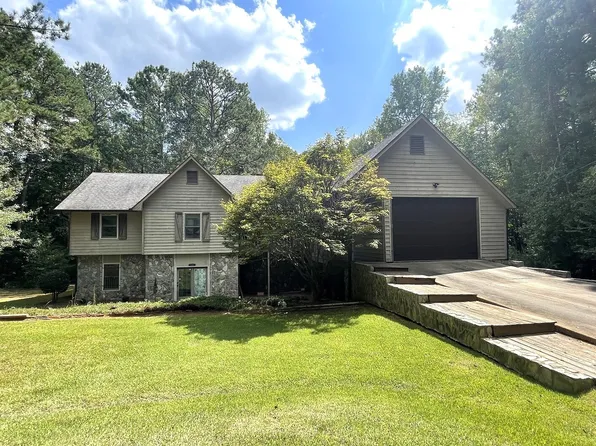 1623 Melody Ln, Elberton, GA 30635