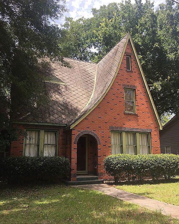 1st image of 130 Cypress Ave
